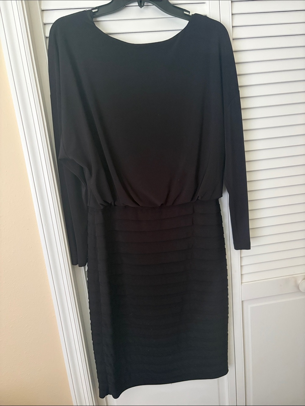 Adrianna Papell Black Long-Sleeve Blouson Midi Dress